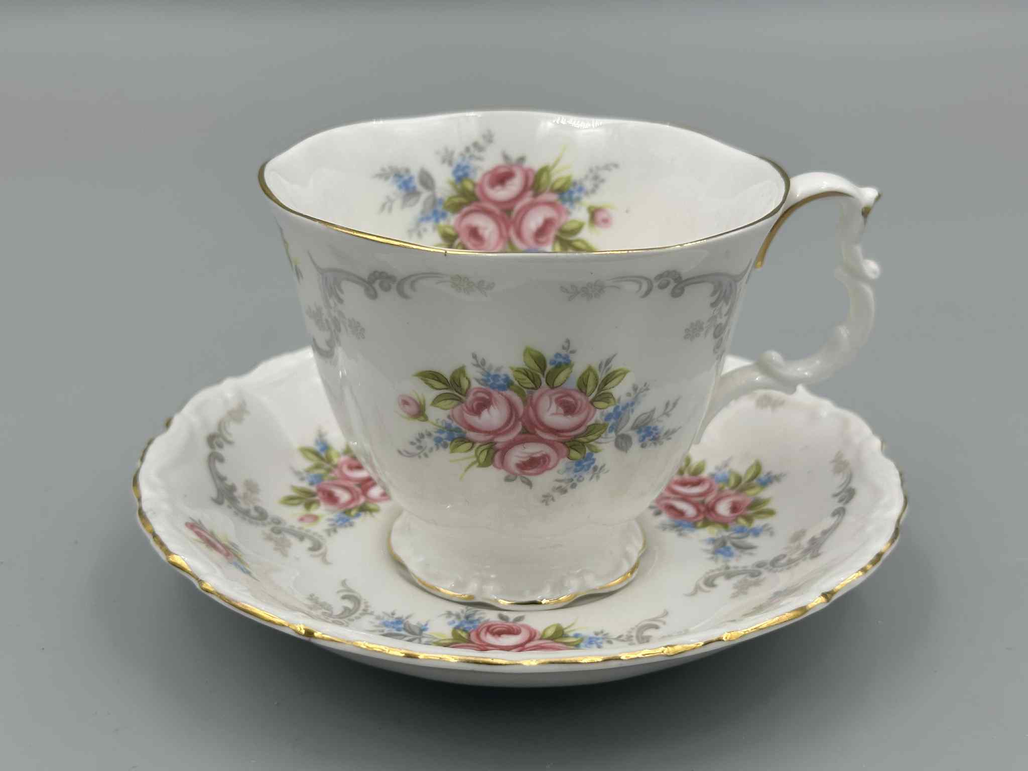 ROYAL ALBERT☆ Val D'or ☆カップ＆ソーサー☆6客 ロイヤルアルバート
