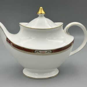 Royal Doulton Sandon H5172 - 2 pint Teapot