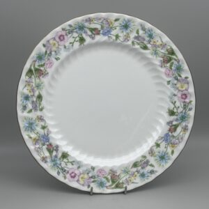 Aynsley Wild Tudor - 8.1/4" Dessert / Salad Plate